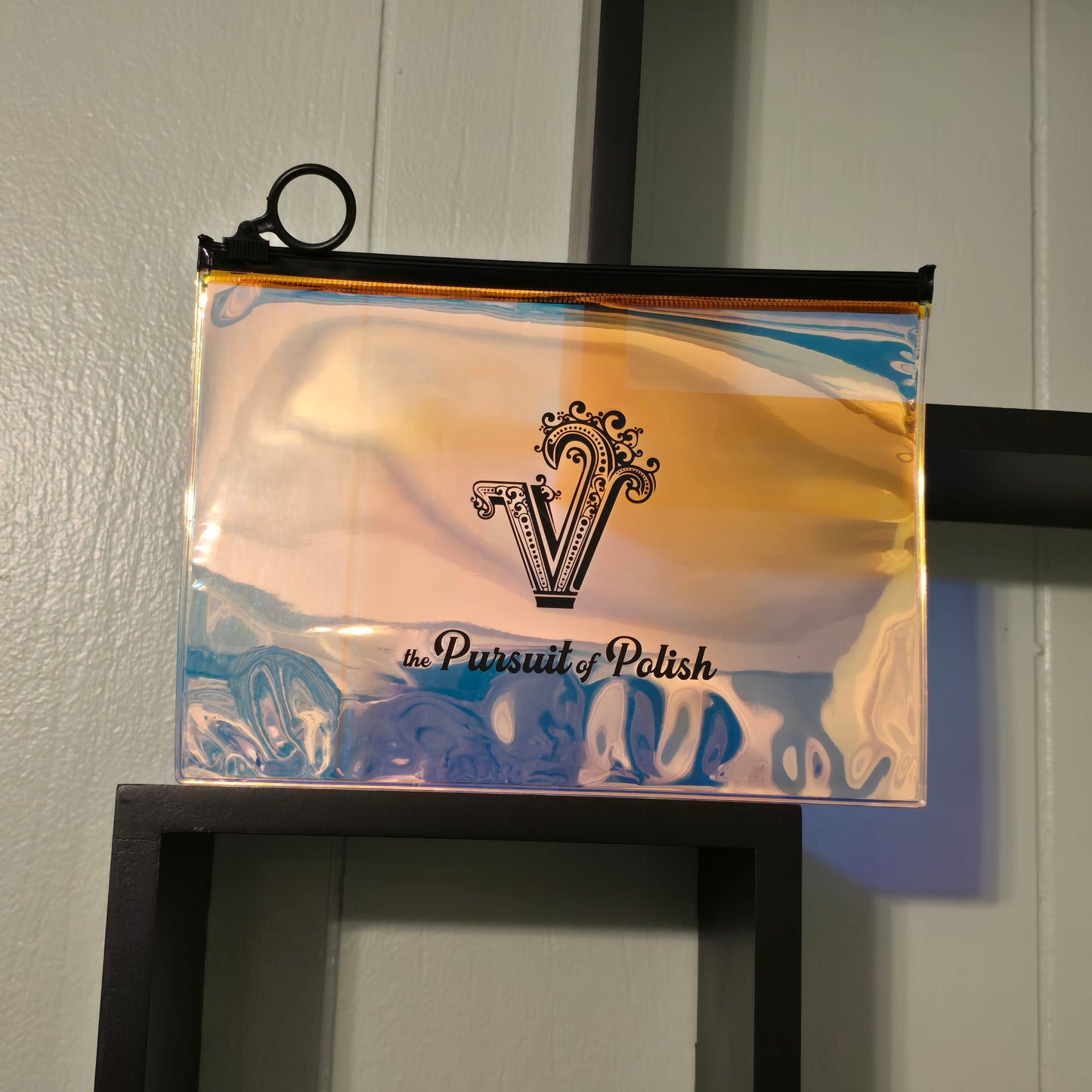 VV ZIP POUCH